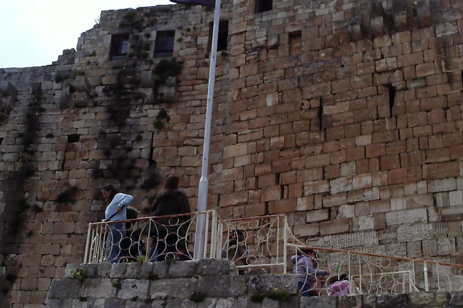 En Marzo de 2014, la bandera nacional siria volvió a ondear en el Crac de los Caballeros (Foto: Pablo Sapag M.)