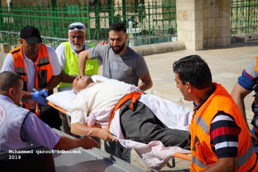 Fuerzas israelíes atacan a fieles musulmanes palestinos en la Mezquita de Al Aqsa en el día de Id Al Adha. Jerusalén | Agosto 11, 2019 (foto PalestinePost24)