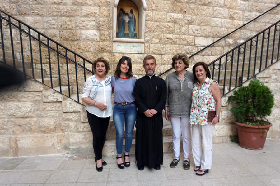 Delegación del Comité de Damas Sirias de Chile en Maaloula