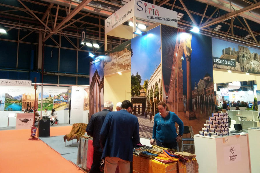 El lema “Siria: Te estamos esperando ahora” presidió el pabellón sirio en FITUR 2020 (Foto: Pablo Sapag M.)