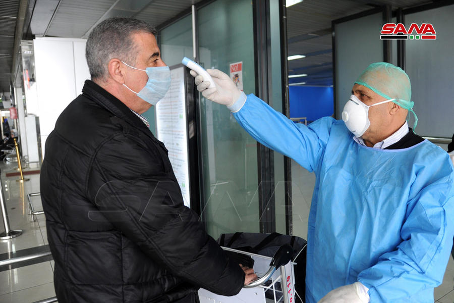 Control de pasajeros en el Aeropuerto Internacional de Damasco  |  Marzo 16, 2020 (Foto SANA)