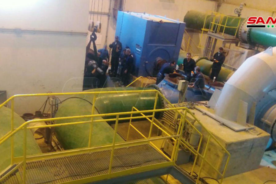Técnicos sirios efectúan mantenimiento de Planta Eléctrica Al-Zara (Foto: SANA)