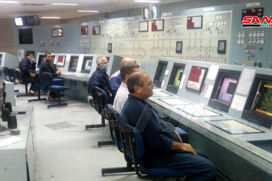 Técnicos sirios efectúan mantenimiento de Planta Eléctrica Al-Zara (Foto: SANA)