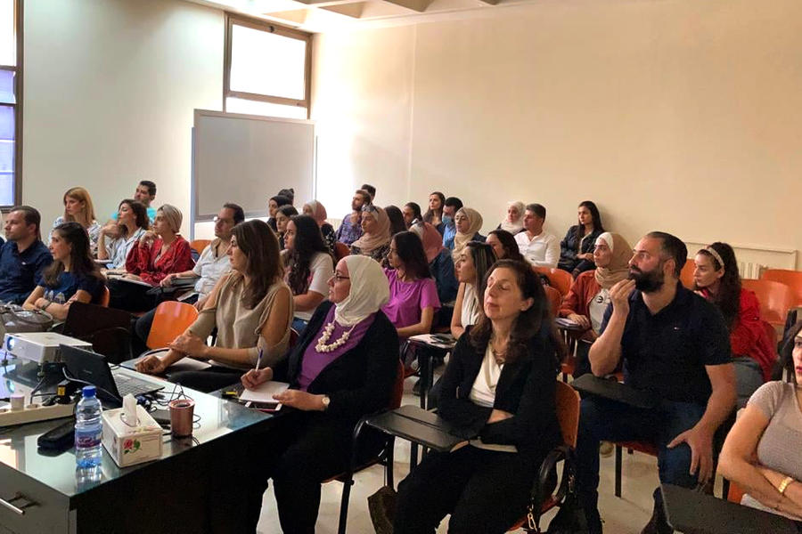 Exposición del Embajador Argentino en la Universidad de Damasco (Foto: Embajada Argentina en Siria)