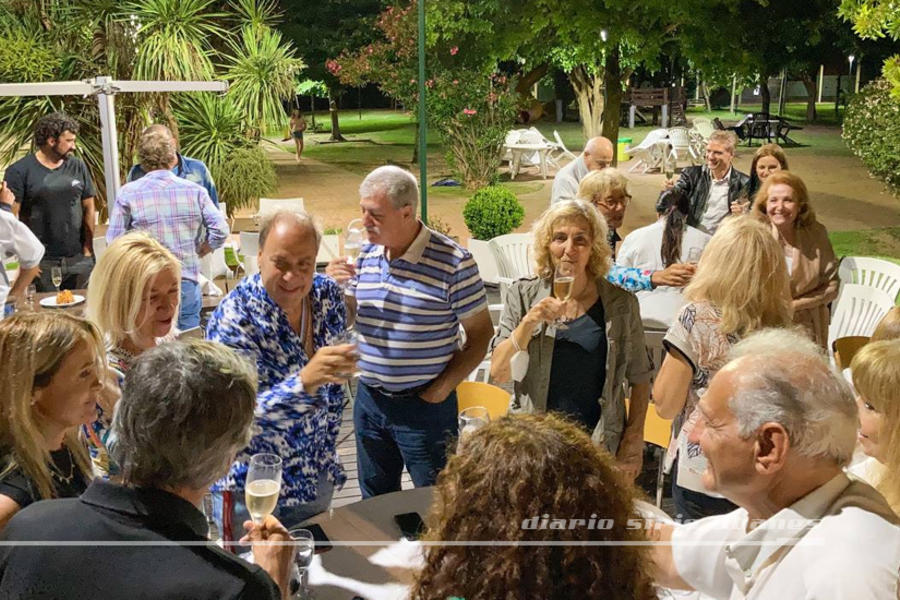 El encuentro cerró con un brindis celebratorio