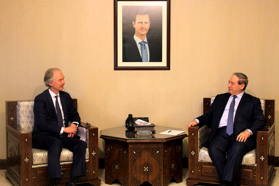 Encuentro entre el Ministro Faisal Mikdad y el Enviado de la ONU, Geir Pedersen en Damasco | Febrero 16, 2022 (Foto: Cancillería Siria)
