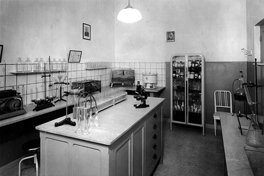 Servicios Médicos Siriolibaneses: Laboratorio.