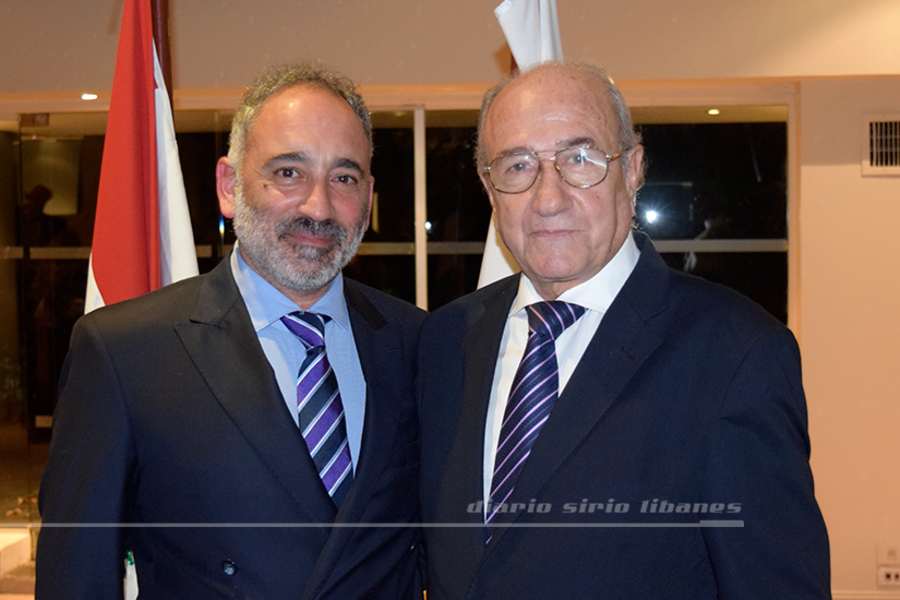 El presidente del CSLBA recibe salutación del presidente del Centro de Recreación y Deportes Argentino Árabe (CRYDAA) de Mendoza, Sr. Fabián Zeid