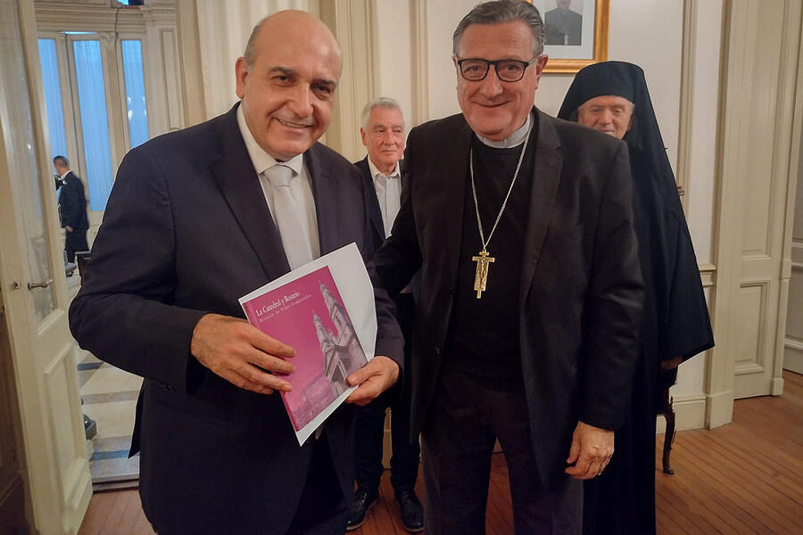 El Sr. Embajador visitó al Sr. Arzobispo Metropolitano de Rosario, Monseñor Eduardo Martín (Julio 25, 2024)