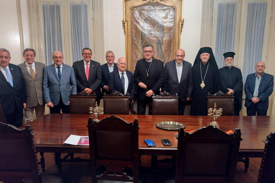 El Sr. Embajador visitó al Sr. Arzobispo Metropolitano de Rosario, Monseñor Eduardo Martín (Julio 25, 2024)