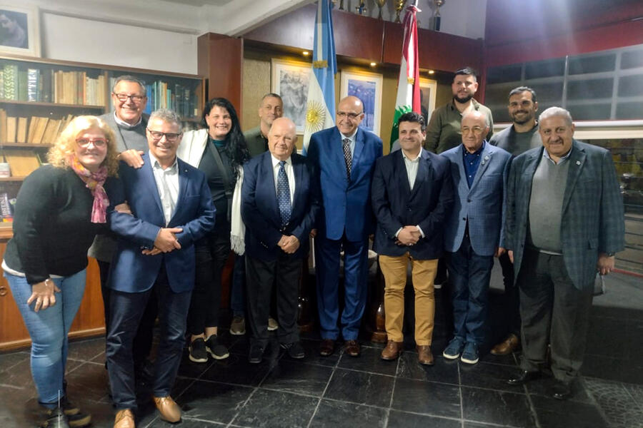 El Sr. Embajador visitó y se reunió con autoridades de la Sociedad Libanesa (Julio 24, 2024)