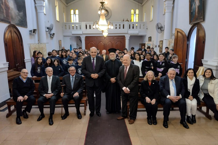 El Sr. Embajador visitó la Asociación Ortodoxa y el Colegio San Jorge de la Iglesia Apostólica Ortodoxa Antioquena, donde fue recibido por el R.P. Alejandro Saba y autoridades (Julio 26, 2024)