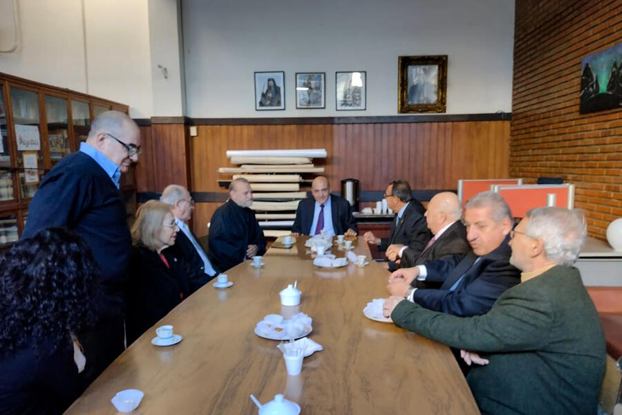 El Sr. Embajador visitó la Asociación Ortodoxa y el Colegio San Jorge de la Iglesia Apostólica Ortodoxa Antioquena, donde fue recibido por el R.P. Alejandro Saba y autoridades (Julio 26, 2024)