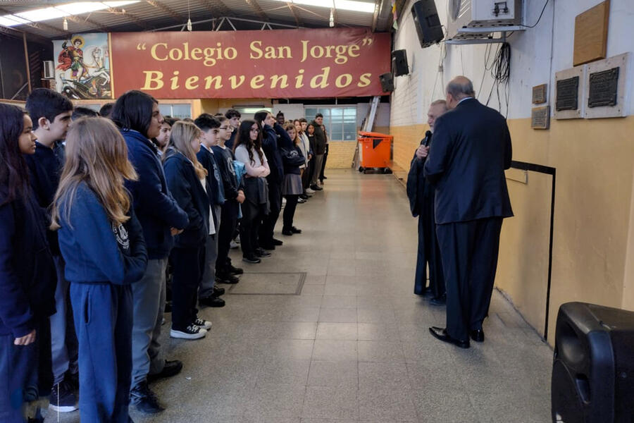 El Sr. Embajador visitó la Asociación Ortodoxa y el Colegio San Jorge de la Iglesia Apostólica Ortodoxa Antioquena, donde fue recibido por el R.P. Alejandro Saba y autoridades (Julio 26, 2024)