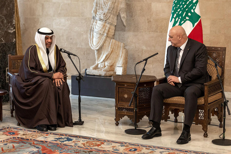 El Presidente del Líbano, Joseph Aoun, recibe al Ministro de Relaciones Exteriores de Kuwait, Abdullah Ali al-Yahya, en el Palacio Baabda | Beirut, Líbano – Enero 24, 2025 (Foto: Presidencia Líbano)