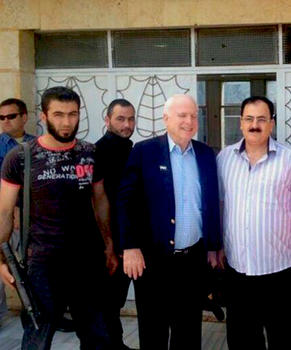 07 McCain + terroristas en Siria