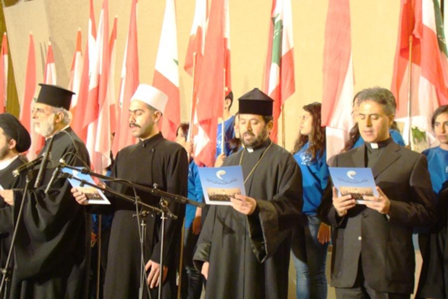 Religiosos Musulmanes y Cristianos durante el Encuentro