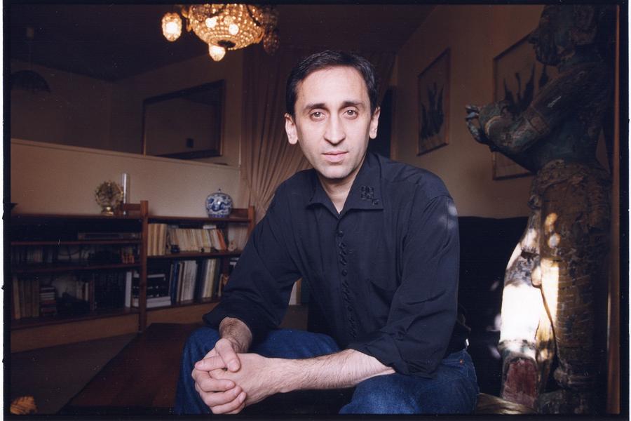 Meyssan diserta en la Argentina
