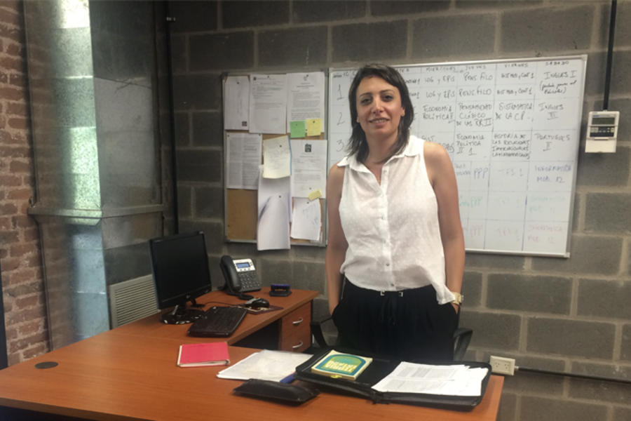 Georgina Korkes: enfocando los orígenes desde la academia 