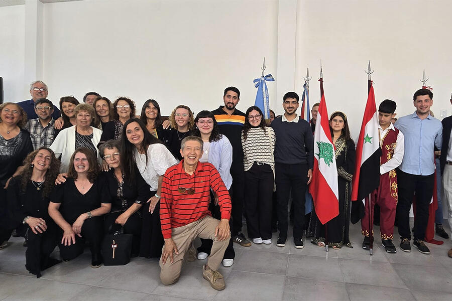 Esperanza: La Asociación Sirio Libanesa inauguró sede y plaza pública en su 20º aniversario