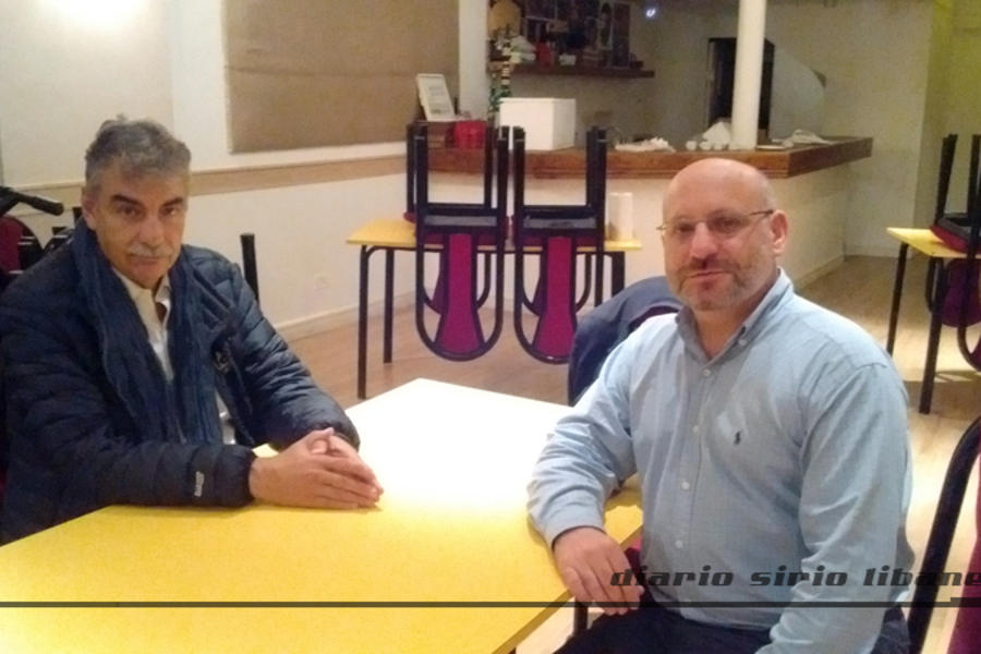 Daniel Attar y Pablo Tornielli en el salón de la ABD donde funcionará el Centro "Bait el Emir".