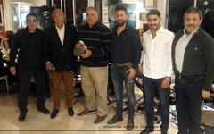 El Sr. Embajador, S.E. Amin Meleika, junto a Yaoudat Brahim y miembros de la Comisión Directiva del CSLBA 