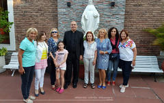 Monseñor Guillermo Karcher junto a las directivas del CSLBA y la Asociación Benéfica de Damas Ortodoxas San Jorge